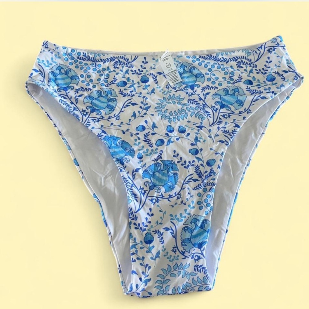 NWT Tolucaβ Swim Floral Blue Women's Swim Bottom Womens 4XL
